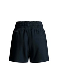 Černé kraťasy s elastickým pasem. Mají malou kapsu na zadní straně a logo na levé straně. Vyrobeny z měkké tkaniny.