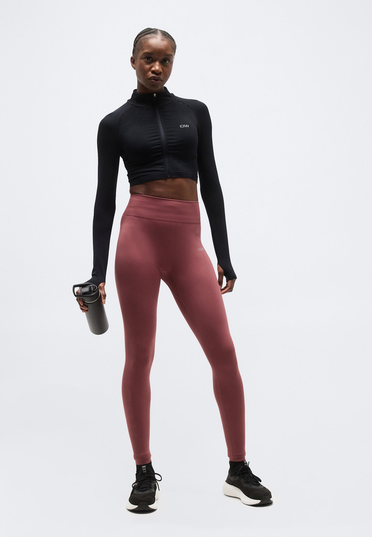DEFINE SEAMLESS CROPPED ZIP JACKET