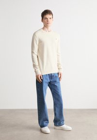 Tommy Jeans ESSENTIAL LIGHT  - Trui - newsprint