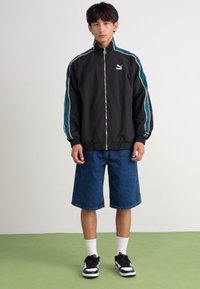 Puma T7  PLAY.LOUD. TRACK - Tréning dzseki - puma black