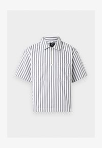 Δεν επιλέχθηκε, white/steel shadow