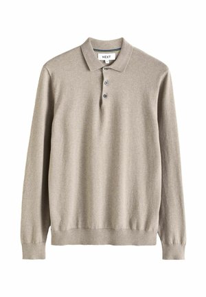 Suéter polo de manga larga color beige, hecho de tejido de punto. Presenta un cuello con solapa, una tapeta de tres botones y puños y dobladillo acanalados.