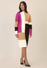 Apart COLORBLOCKING  - Strickkleid - lila-multicolor