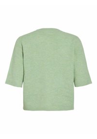 Világoszöld kötött rövid ujjú pulóver kerek nyakkivágással, bordázott mandzsettákkal és szegéllyel, hátulról fehér háttéren ábrázolva.