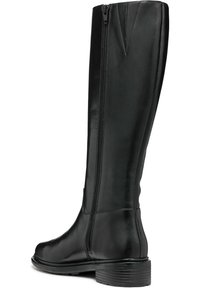 Botas de cuero negro hasta la rodilla con un acabado suave, cremallera lateral y puntera redondeada. Presenta una suela texturizada y un detalle de costura sutil.