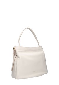 Borsa a mano in pelle bianca con una forma strutturata, una maniglia singola e chiusura con zip superiore. Presenta una superficie testurizzata e un branding minimale.