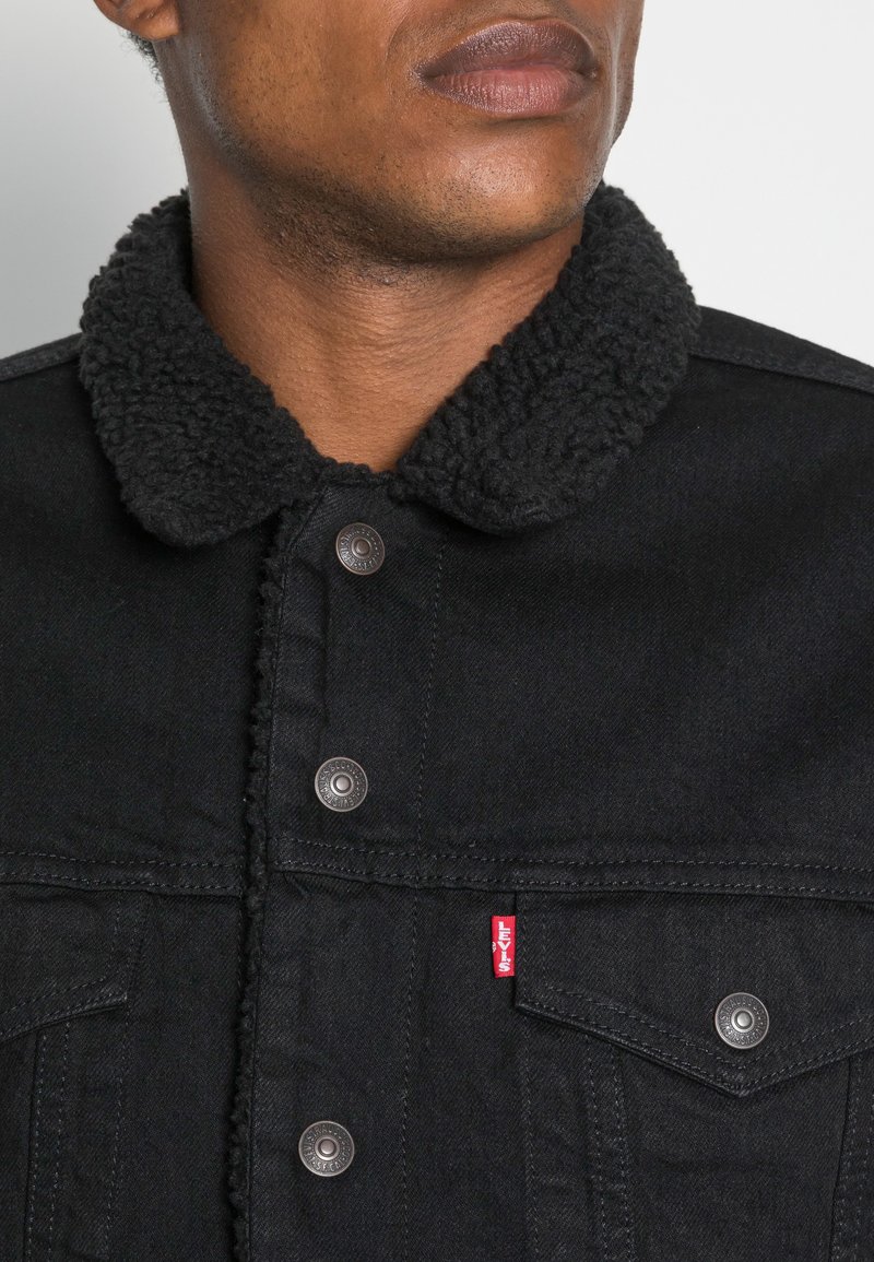 Forberedelse Egenskab domæne Levi's® SHERPA TRUCKER - Cowboyjakker - back denim/black denim - Zalando.dk