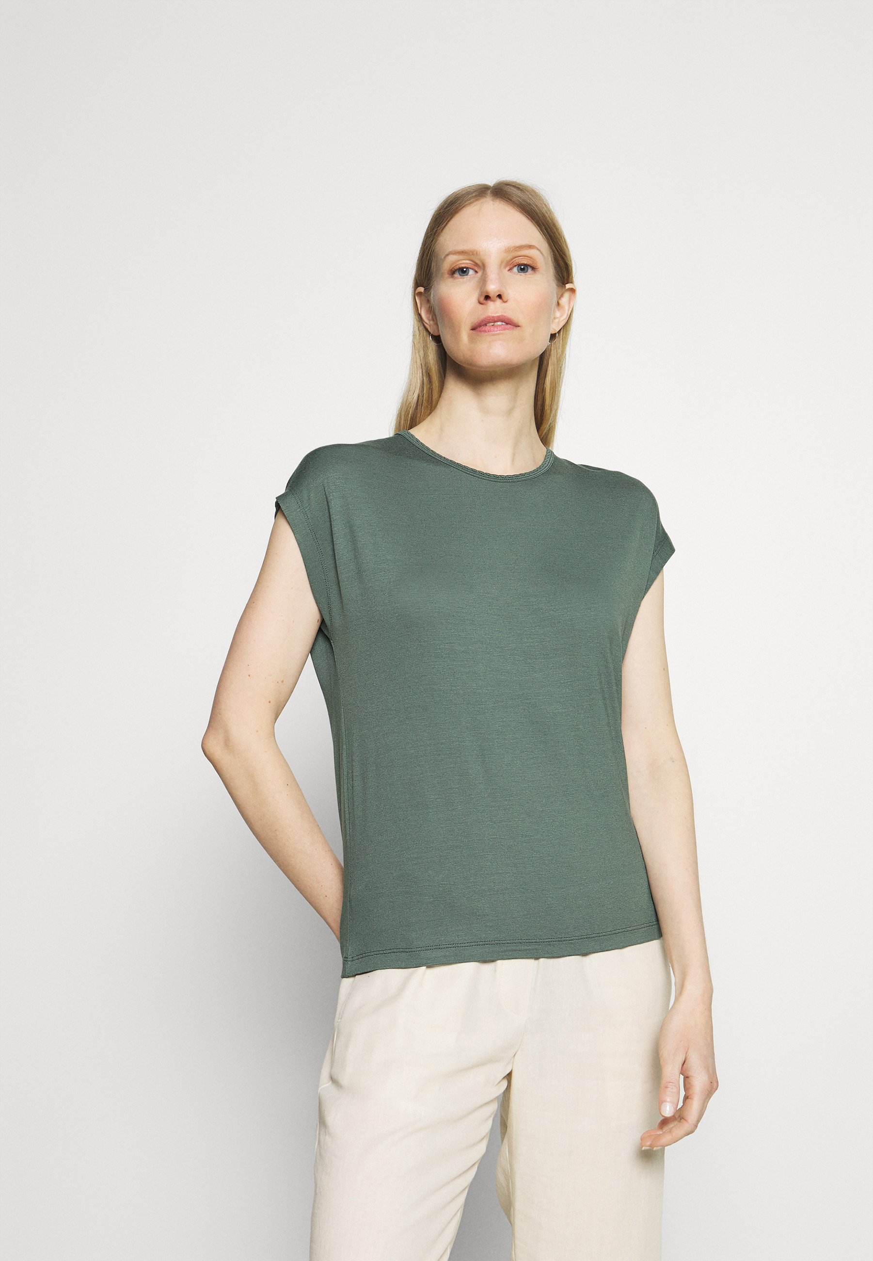 Women Basic T-shirt Women Basic T-shirt