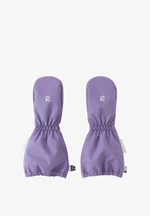 Para fioletowych wodoodpornych rękawiczek z elastycznymi mankietami i odblaskowym logo na plecach, zaprojektowanych na zimną pogodę.
