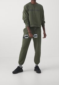 Under Armour Felpa - green