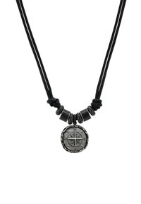 Zwarte koordketting met een centrale metalen kompaspendant, voorzien van gegraveerde richtingen en ronde houten kralen als accenten.