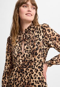 Marie Lund Freizeitkleid - camel schwarz