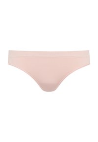 Hellrosa Slip mit glatter Textur, niedrig geschnittenem Design und minimalistischem elastischem Bund. Keine sichtbaren Muster oder Metallakzente.