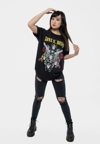 Paradiso Clothing GUNS N' ROSES NOT IN THIS LIFETIME PISTOLS & ROSES - Print T-shirt - black