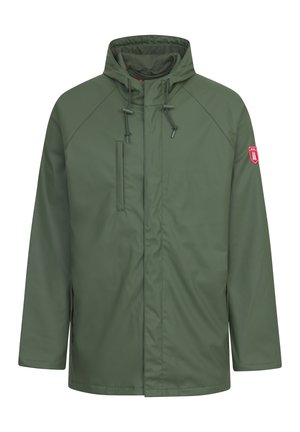 Grüne wasserdichte Jacke mit Frontreißverschluss, verstellbarem Kapuzenkragen und einer Brusttasche. Merkmale sind Raglanärmel und ein kleines Logo auf der Schulter.