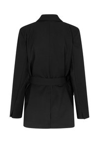 Sort blazer med en struktureret silhuet, hakkede revers, lange ærmer og en bælte ved taljen. Fremstillet af tekstureret stof med en glat finish.