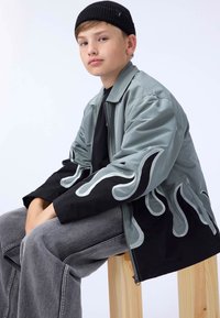 Molo HOTSON JACKET - Light jacket - heated