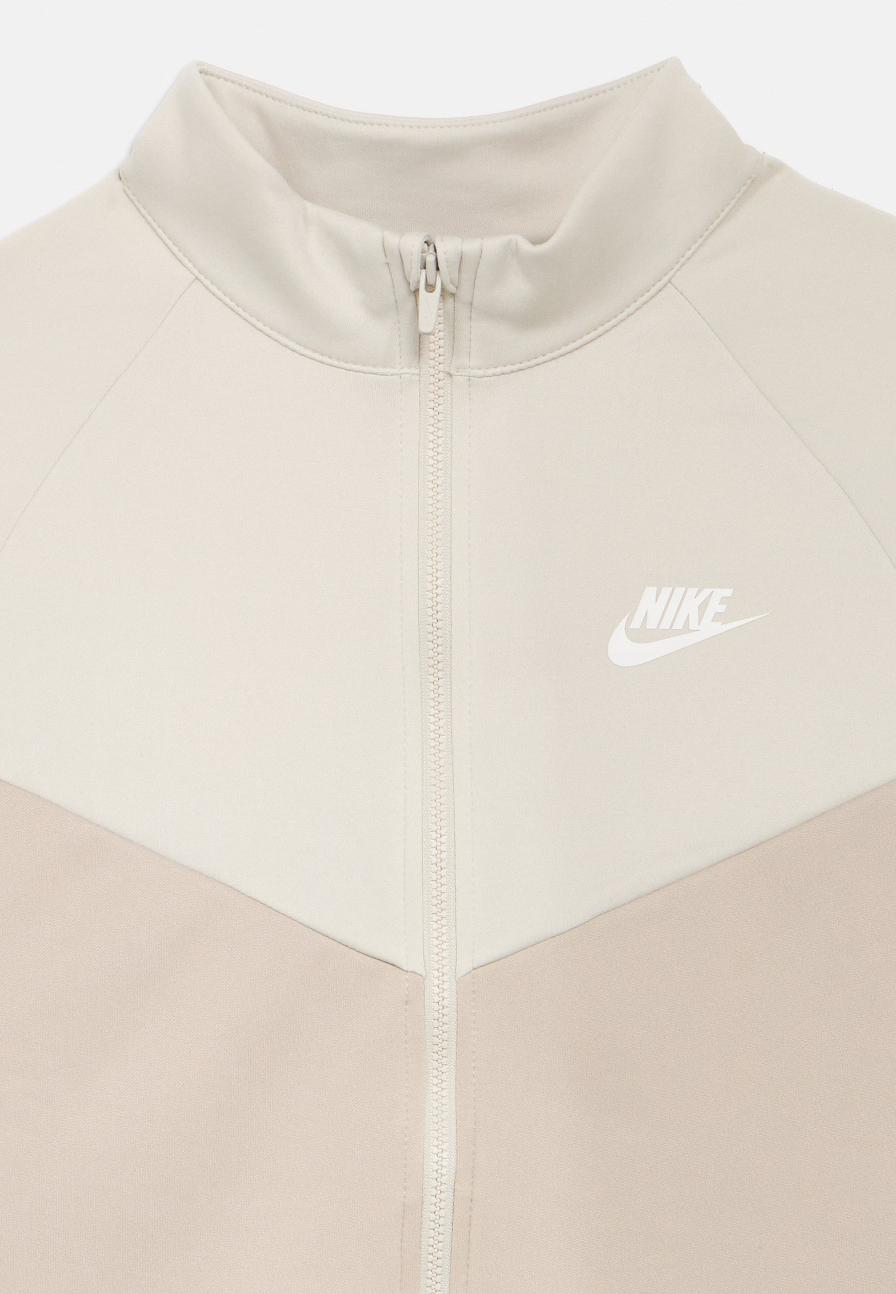 nike windrunner light cream