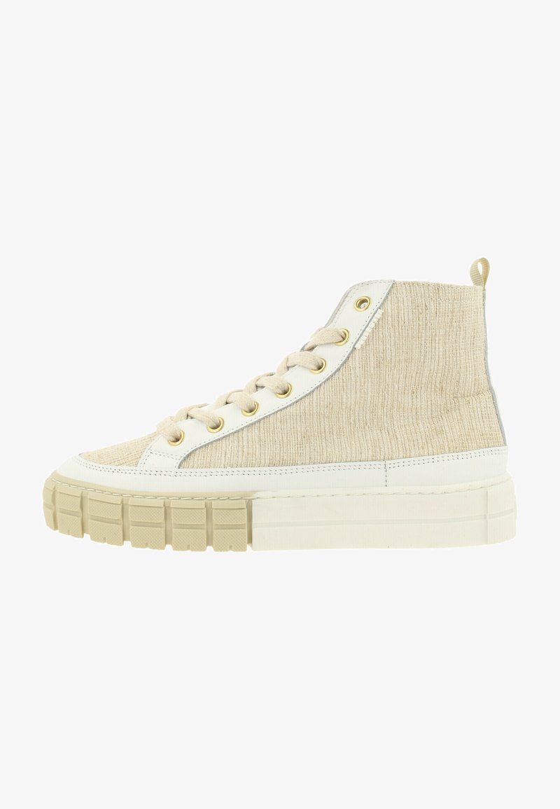 Hoge sneakers met een gestructureerde beige stof bovenkant, witte leren accenten, gouden hardware en een chunky, romige rubberen zool.