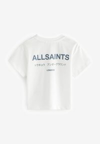 Bílá bavlněná tričko s kulatým výstřihem a krátkými rukávy. Zadní design obsahuje velký námořnický text: "ALLSAINTS" a "LONDÝN" s japonskými znaky.