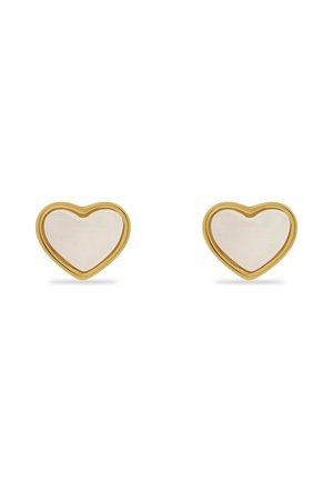 Goldene Ohrstecker in Herzform mit einer strukturierten goldenen Umrandung und einem glatten weißen Zentrum. Das Design zeichnet sich durch eine minimalistische Ästhetik aus.