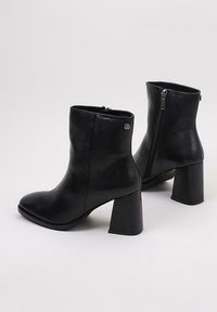 TOP3 Botines bajos - black