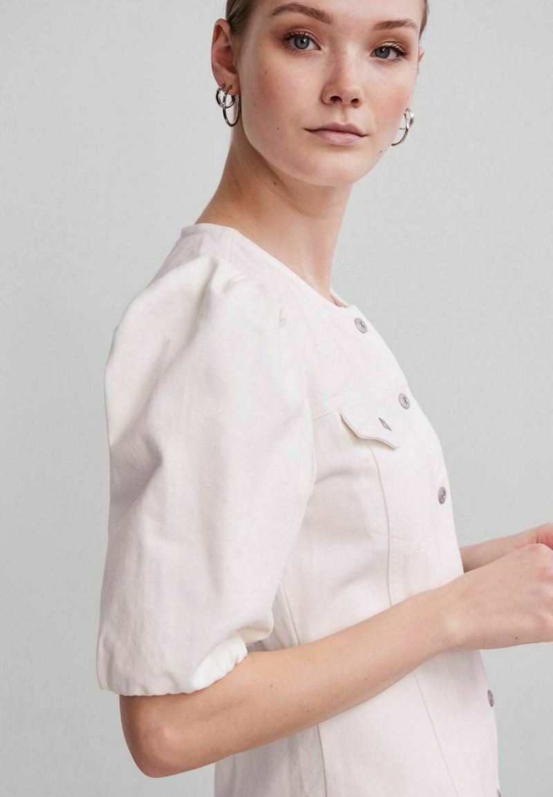 Damen Freizeitkleider | Pieces PCVISTA Freizeitkleid cloud dancer/offwhite - OL41612 Damen Freizeitkleider | Pieces PCVISTA Freizeitkleid cloud dancer/offwhite - OL41612