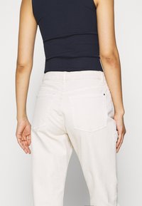 Esprit Jeans straight leg - off-white