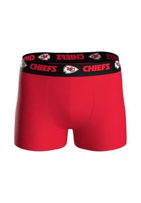 Boxer rossi con fascia in vita nera con la scritta "CHIEFS" in lettere rosse in grassetto e dettagli con logo. Texture liscia e design aderente.