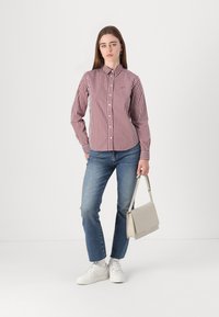 GANT GINGHAM SHIRT - Skjorta - plumped red