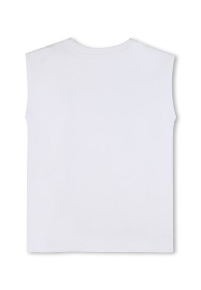 Fehér, ujjatlan, kerek nyakú ing hátulról, egyenes alsó szegéllyel és egyszerű dizájnnal.