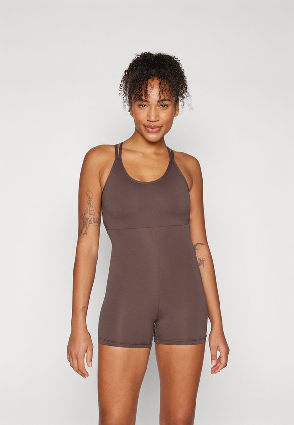 SHORT WORKOUT JUMPSUIT - Gym suit - tabacco