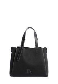 Bolso de mano de cuero negro texturizado con dos asas, correa ajustable y logotipo en relieve "DA" en el centro frontal.