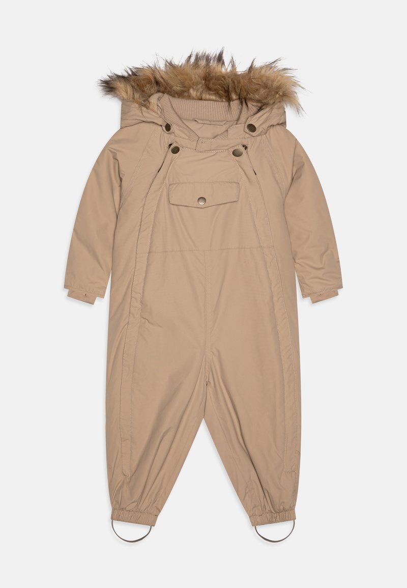 Beige wasserdichter Overall mit abnehmbarem, mit Pelz gefüttertem Kapuzen, Reißverschluss- und Knopfverschluss, Fronttasche und elastischen Bündchen mit Ringen an den Knöcheln.