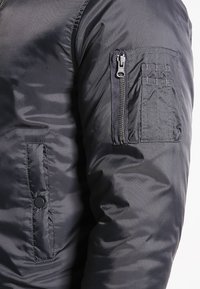 Urban Classics BASIC - Bombejakke - grey