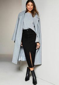 Lipsy HIGH RISE SPLIT FRONT DENIM - Ceruzaszoknya - black wash