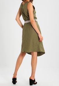 Noa Noa Vapaa-ajan mekko - olive