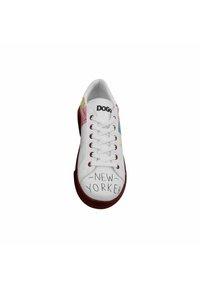 Dogo ACE  - Sneaker low - weiß gelb