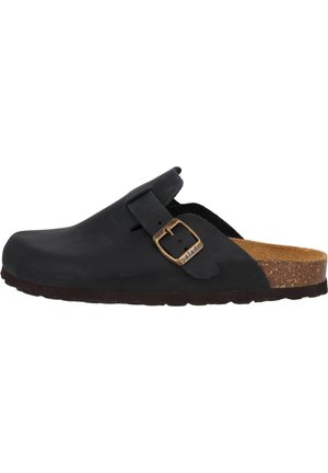 Sabot en cuir noir avec boucle ajustable, semelle en liège et semelle d'usure texturée. Présente un embout arrondi et un dos ouvert pour un enfilage facile.
