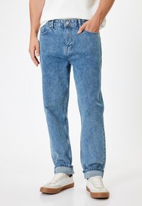 KORBAN 90'S - Straight leg jeans - blue denim
