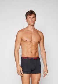 Nike Underwear TRUNK 3 PACK - Úzke boxerky - black/multicolor