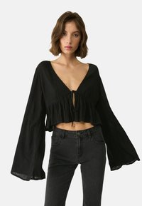 Stradivarius - RUFFLED WITH DETAIL - Blúzka - black Miniatúrny obrázok 1
