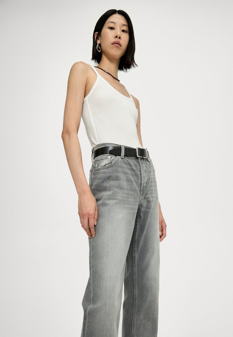 RE/DONE EASY - Jeans a sigaretta - grigio