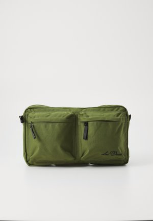 HUBERT BAG - Puusakott - chive green