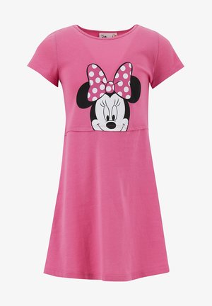 Różowa sukienka z krótkim rękawem z nadrukiem twarzy Minnie Mouse i różową kokardą w białe kropki na piersi.