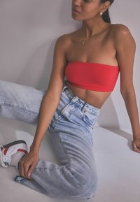 Self. BANDEAU - Dažāda veida valkāšanas/bezlenču krūšturis - red