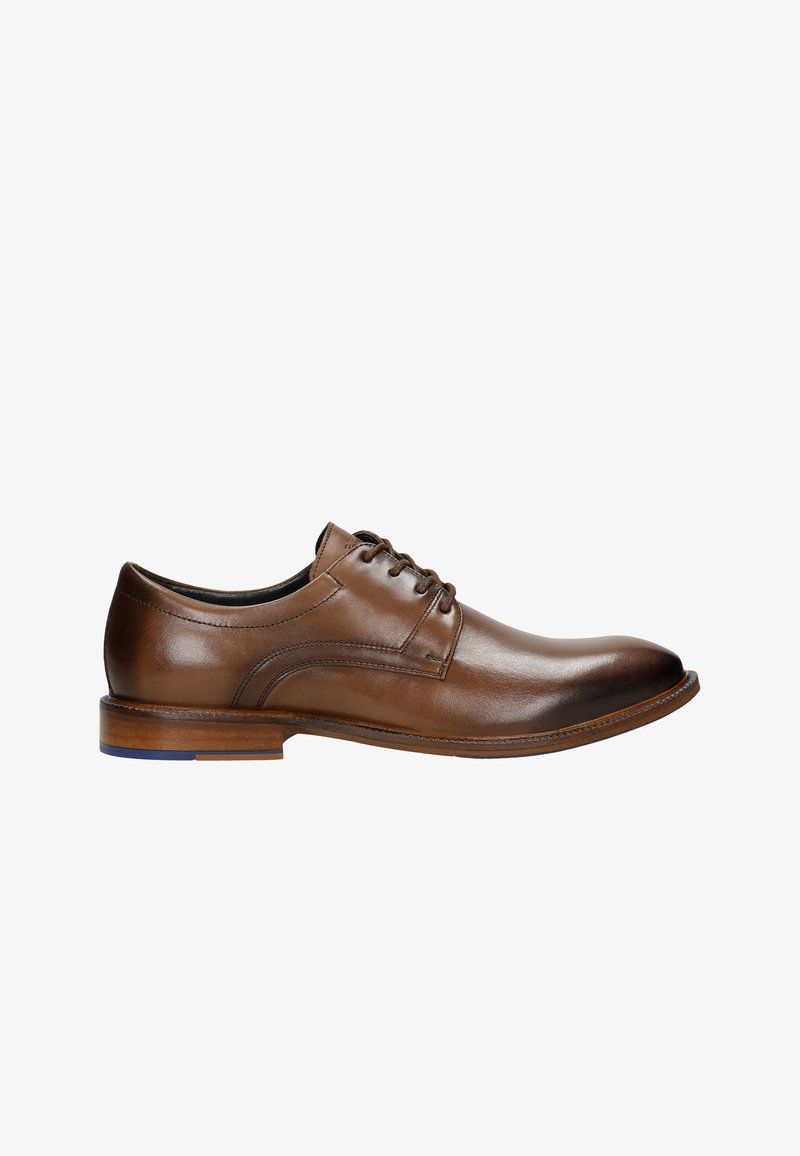 Scarpa da uomo in pelle marrone, con punta arrotondata, finitura liscia, design con lacci e tacco impilato con un accento blu.