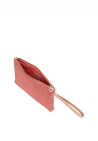 Borsa a mano in tessuto rosa con una texture liscia, chiusura con zip dorata e un manico in pelle. L'interno è foderato con un colore a contrasto.