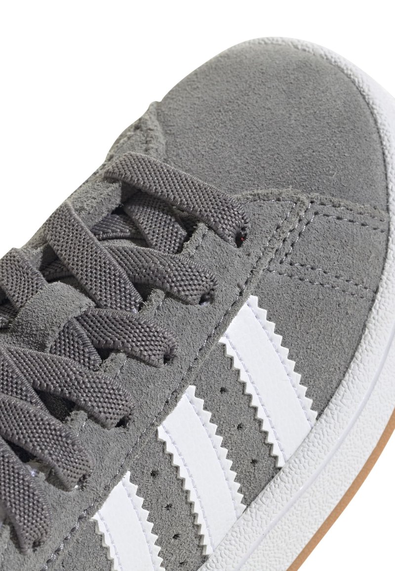 adidas gazelle silver green womens adidas Originals Campus 00s Men's Core Black/Crystal White/Gum Shoes, Size: 8.5 main image 0