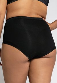 Ulla Popken Kelnaitės - black